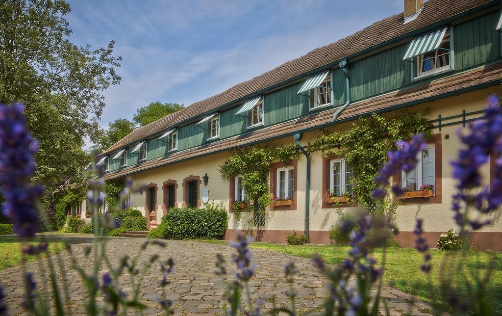 Der Linslerhof - Hotel, Restaurant, Events&Natur Überherrn Exterior foto